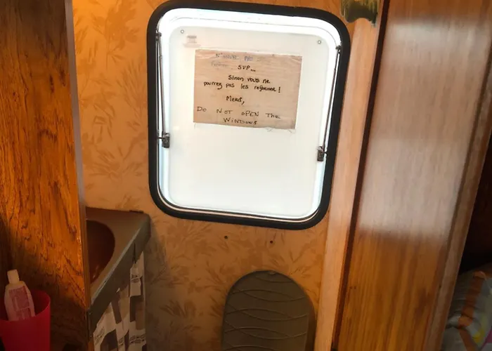 Camping Vintage Caravane *